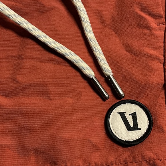 VUORI Women's SUN WASHED Brick Red Drawstring Shorts - Picture 4 of 4